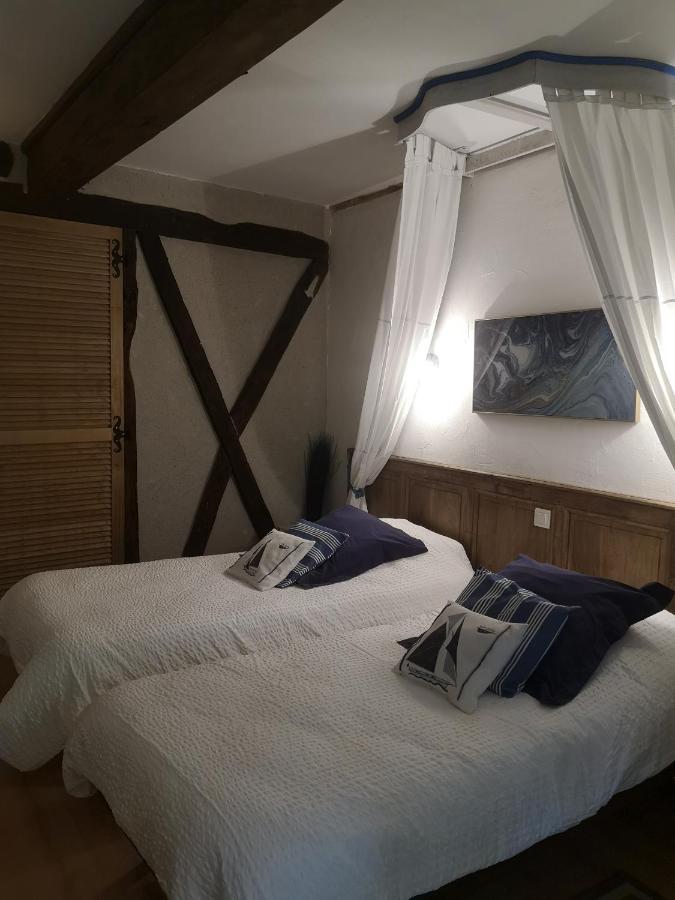 Castel Mazars Bed & Breakfast Castelnau-de-Montmiral Ngoại thất bức ảnh